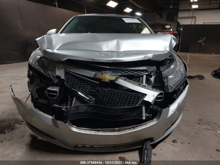 2014 CHEVROLET CRUZE 2LT AUTO - 1G1PE5SB4E7186936