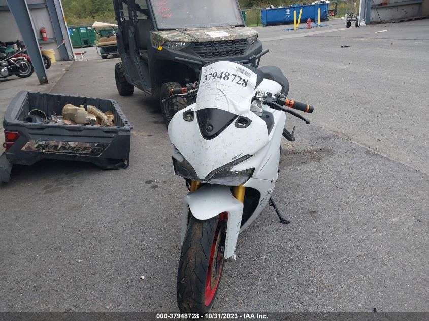 2017 DUCATI SUPERSPORT - ZDMVABDS3HB002338