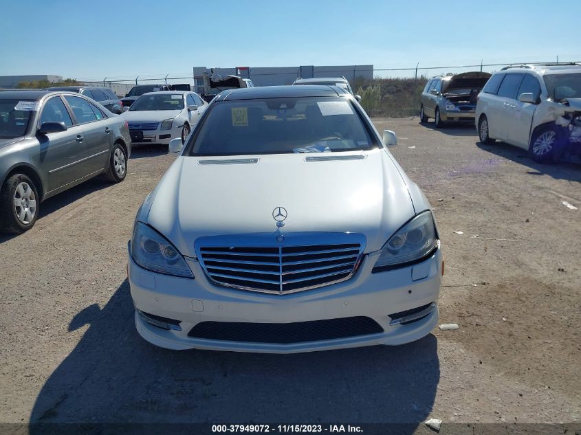 2013 MERCEDES-BENZ S 550 WDDNG7DB0DA527757