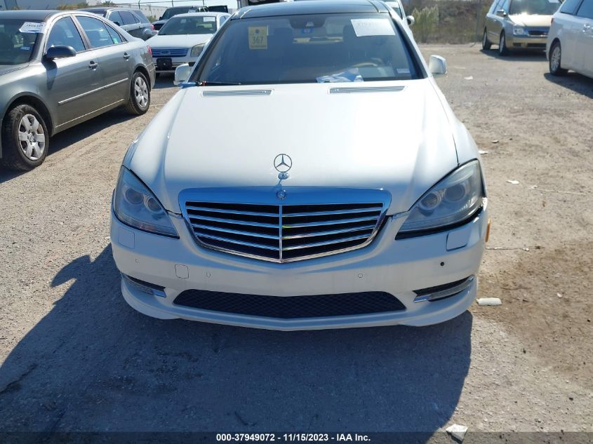 2013 MERCEDES-BENZ S 550 WDDNG7DB0DA527757