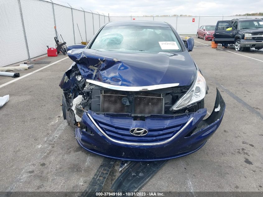 2013 HYUNDAI SONATA GLS - 5NPEB4AC3DH575895