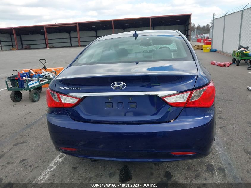 2013 HYUNDAI SONATA GLS - 5NPEB4AC3DH575895