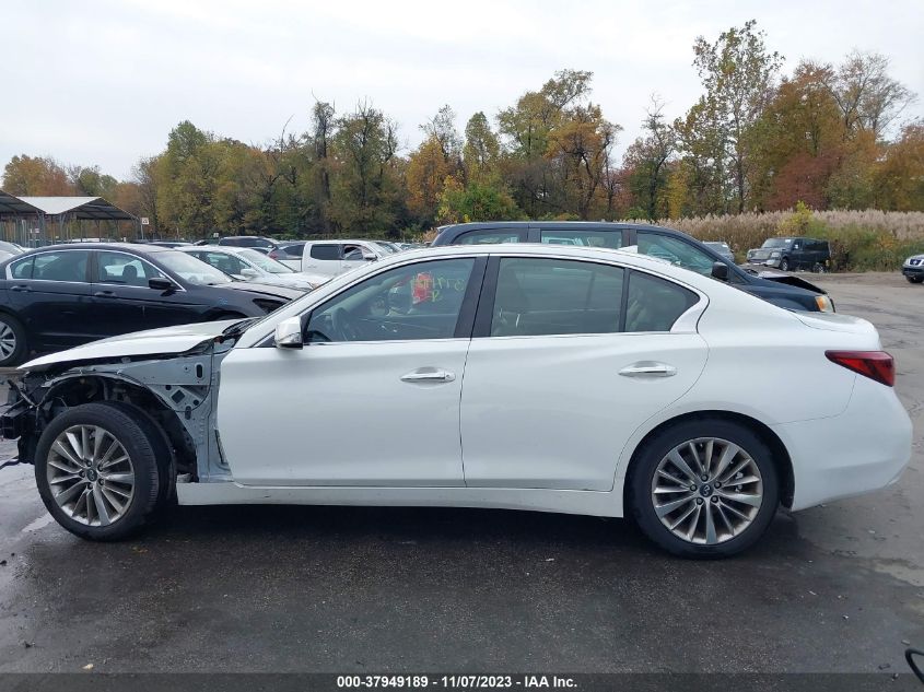 2018 INFINITI Q50 3.0T LUXE - JN1EV7ARXJM445162