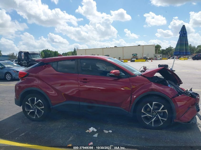 NMTKHMBX3KR097714 Toyota C-HR XLE 13