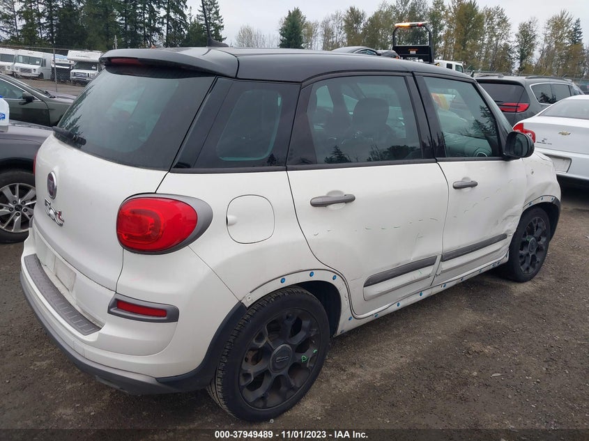 VIN ZFBCFADH4JZ040566 2018 FIAT 500L TREKKING
