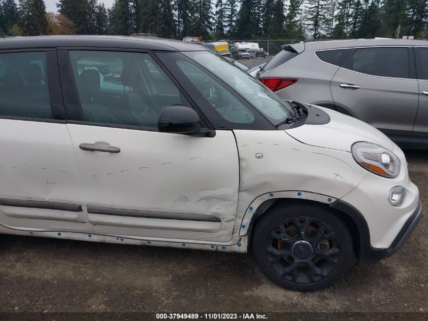 VIN ZFBCFADH4JZ040566 2018 FIAT 500L TREKKING