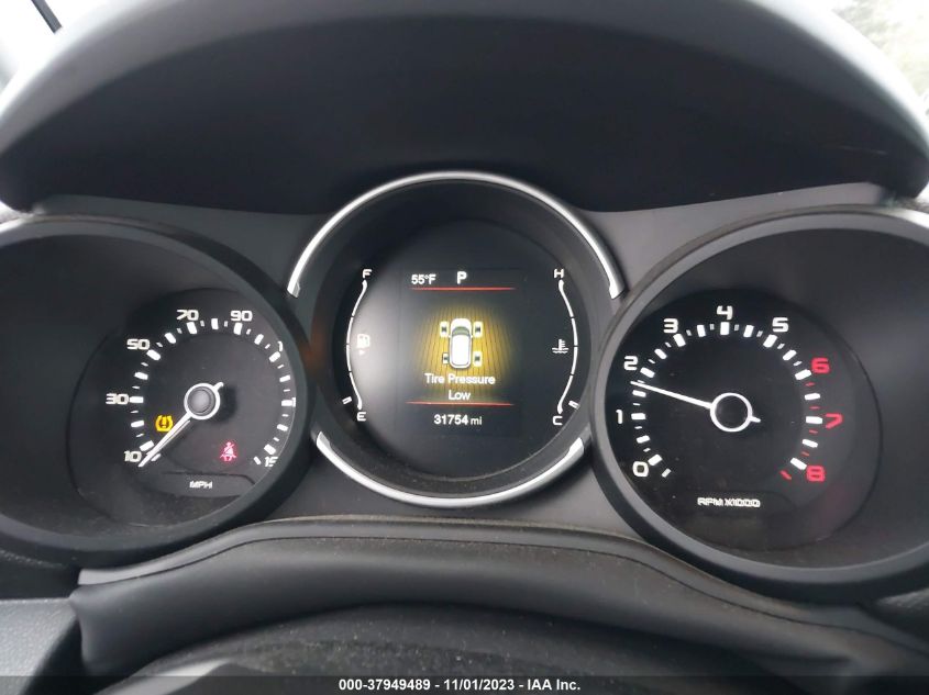 VIN ZFBCFADH4JZ040566 2018 FIAT 500L TREKKING