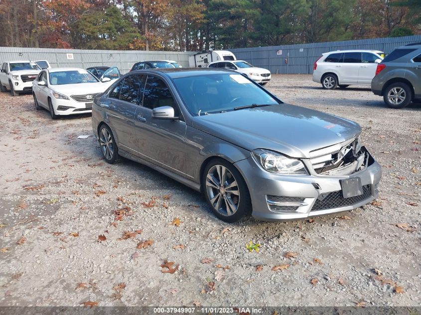 Lot #2534661910 2014 MERCEDES-BENZ C 300 SPORT 4MATIC/LUXURY 4MATIC salvage car