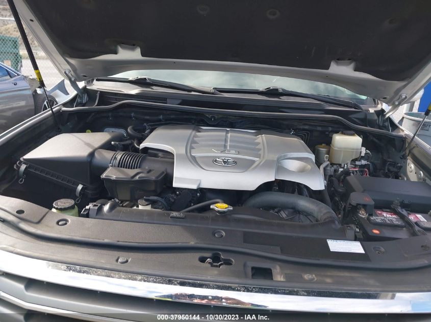 2015 TOYOTA LAND CRUISER V8 - JTMHY7AJXF4031074