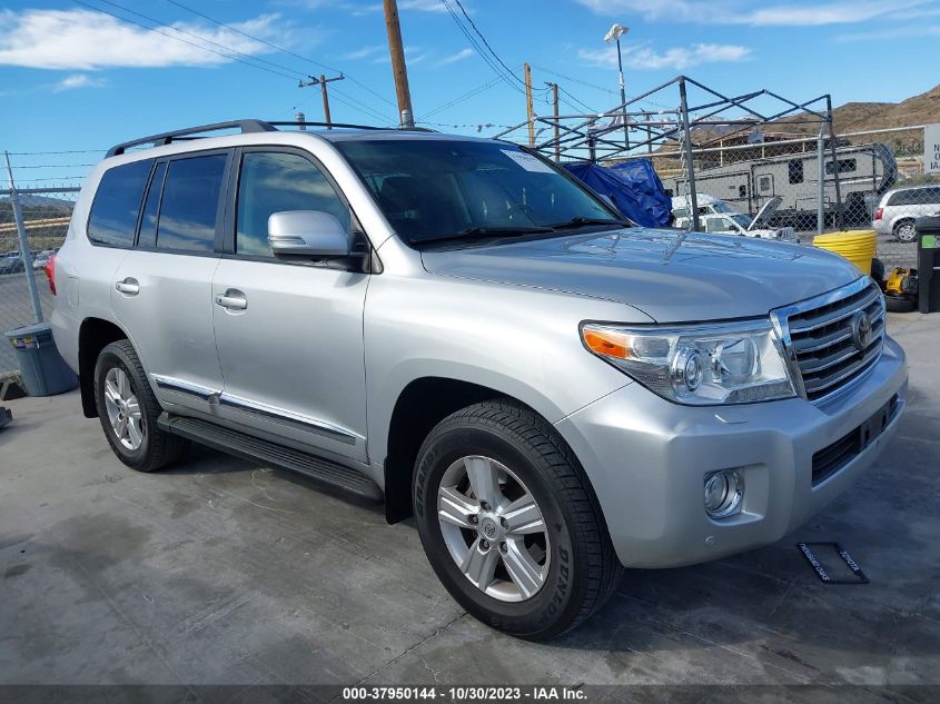 2015 TOYOTA LAND CRUISER V8 - JTMHY7AJXF4031074