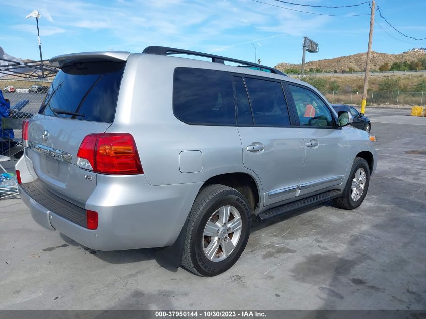 2015 TOYOTA LAND CRUISER V8 - JTMHY7AJXF4031074