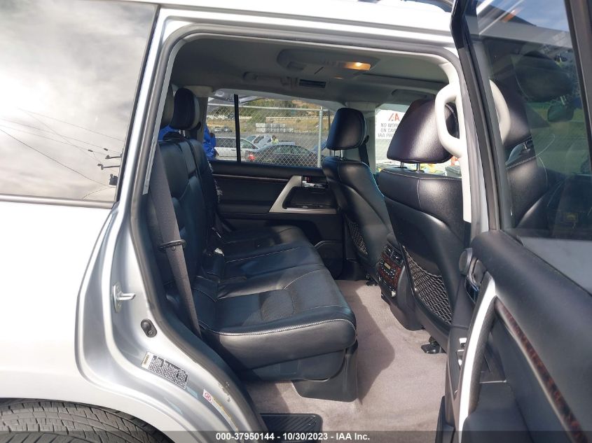 2015 TOYOTA LAND CRUISER V8 - JTMHY7AJXF4031074