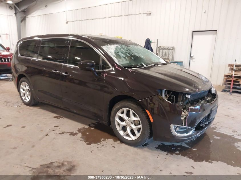 2C4RC1FG9JR174777 2018 CHRYSLER PACIFICA, photo no. 1