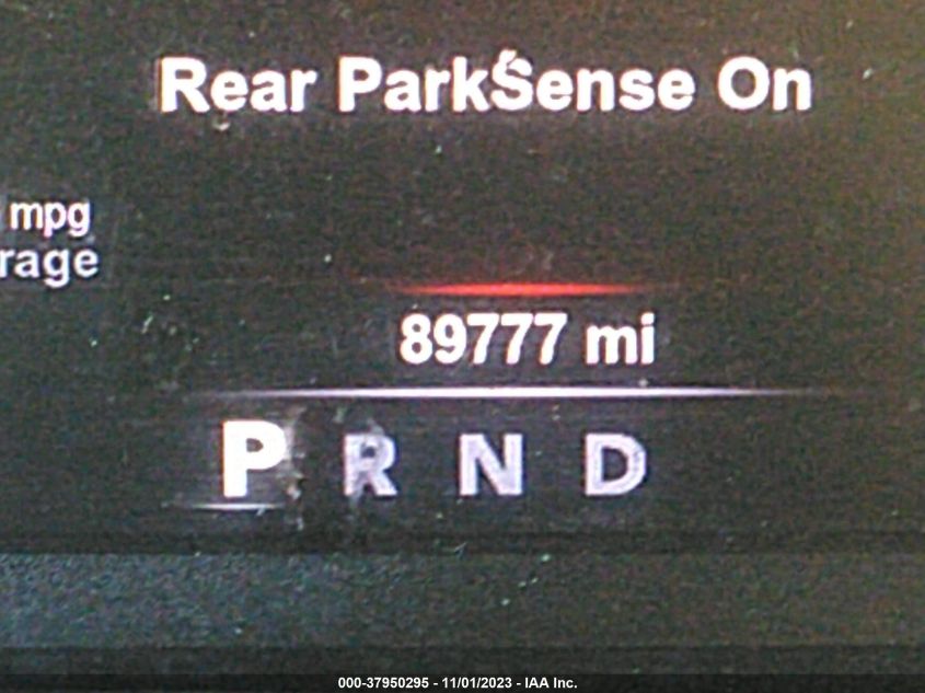2018 RAM 1500 SLT - 3C6RR7LG8JG251402