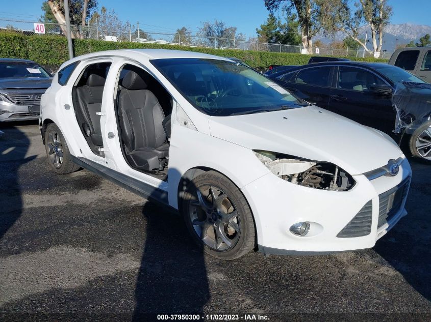 2014 FORD FOCUS SE - 1FADP3K2XEL294581