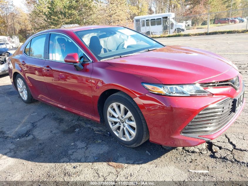2020 TOYOTA CAMRY LE - 4T1C11AK7LU385887