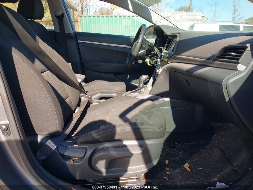 VIN 5NPD74LF8KH466382 2019 HYUNDAI ELANTRA SE