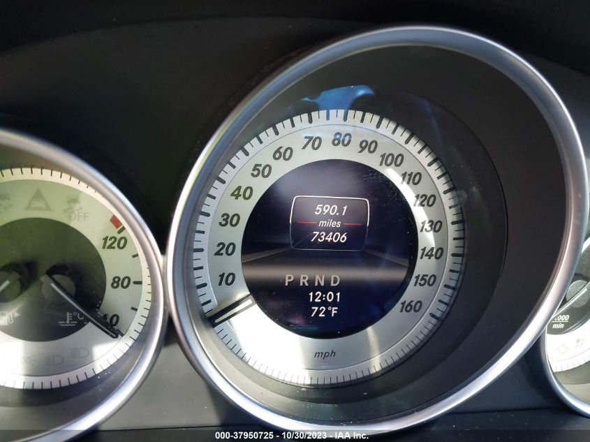 2013 MERCEDES-BENZ C 250 SPORT/LUXURY - WDDGF4HB4DR242713