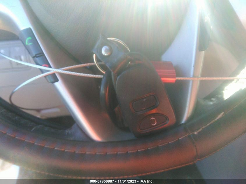 2013 HYUNDAI ACCENT GLS/SE - KMHCU5AE5DU136885