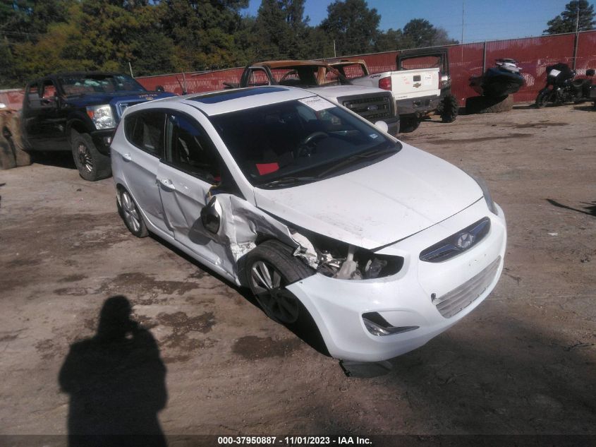 2013 HYUNDAI ACCENT GLS/SE - KMHCU5AE5DU136885