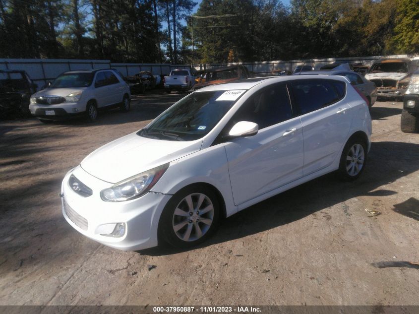 2013 HYUNDAI ACCENT GLS/SE - KMHCU5AE5DU136885