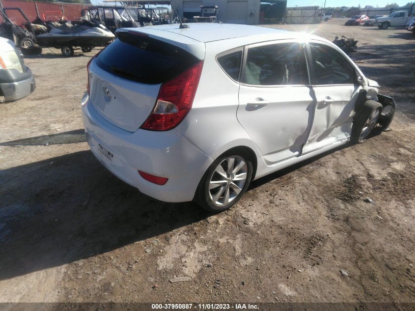 2013 HYUNDAI ACCENT GLS/SE - KMHCU5AE5DU136885