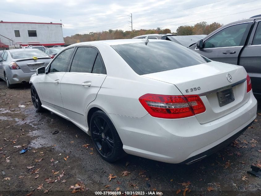 2013 MERCEDES-BENZ E 350 - WDDHF5KB7DA764575
