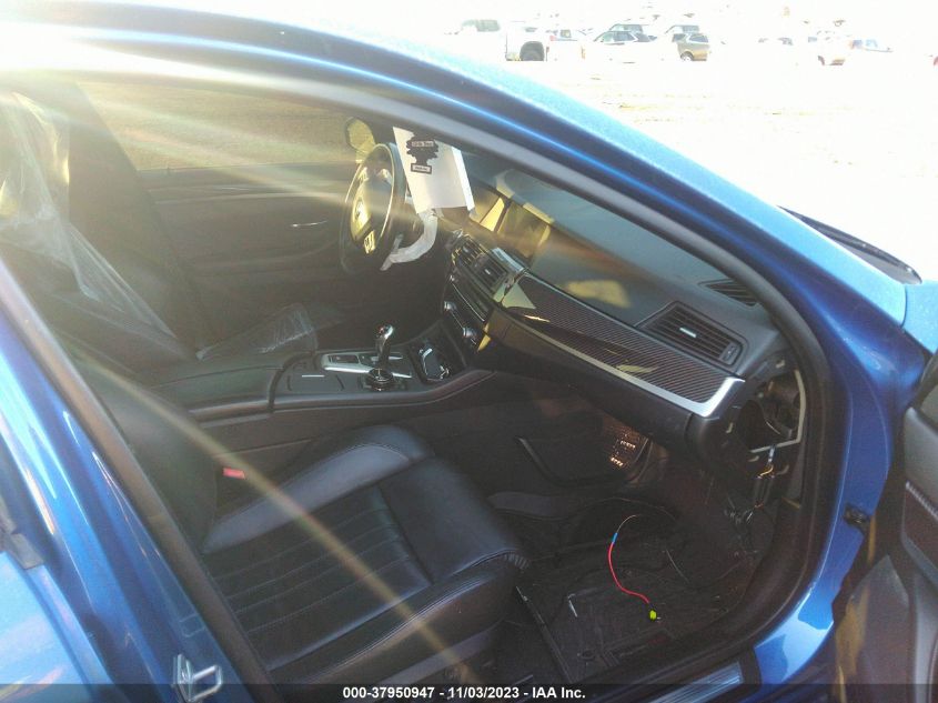 2013 BMW M5 - WBSFV9C5XDD095830