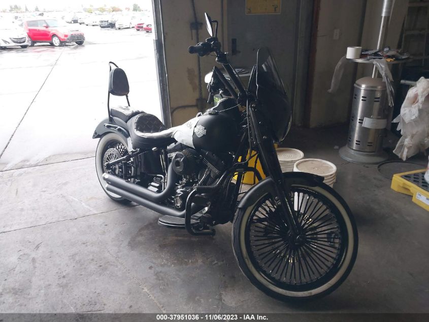2016 HARLEY-DAVIDSON FLSS - 1HD1JS934GB023689