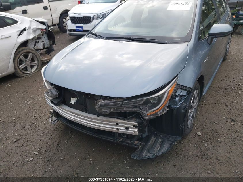 2021 TOYOTA COROLLA HYBRID LE - JTDEAMDE9MJ016083