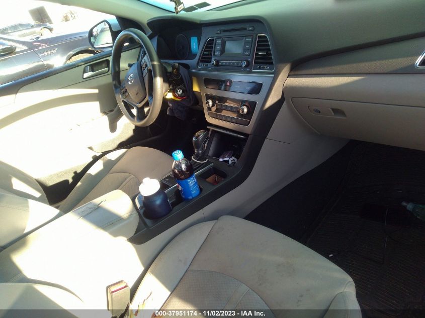 2017 HYUNDAI SONATA SE - 5NPE24AF5HH559374