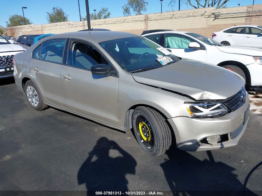 2014 VOLKSWAGEN JETTA SEDAN S - 3VW2K7AJ4EM243184