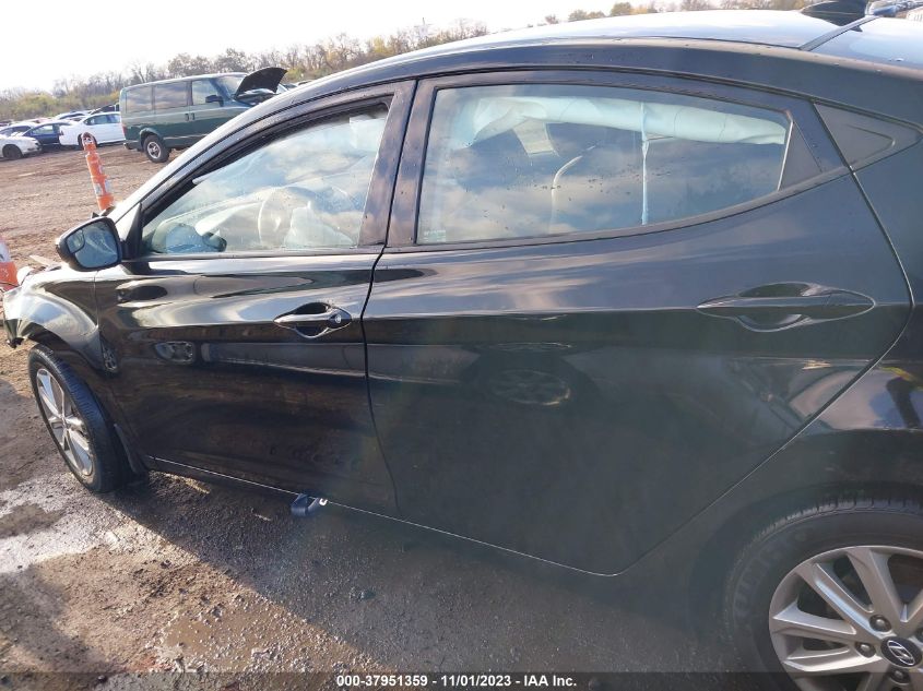 2015 HYUNDAI ELANTRA SE - 5NPDH4AE1FH593407