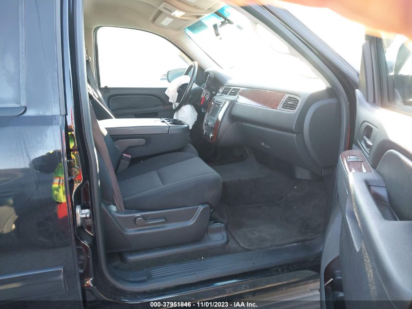 2013 CHEVROLET SUBURBAN 1500 LS 1GNSCHE03DR338573