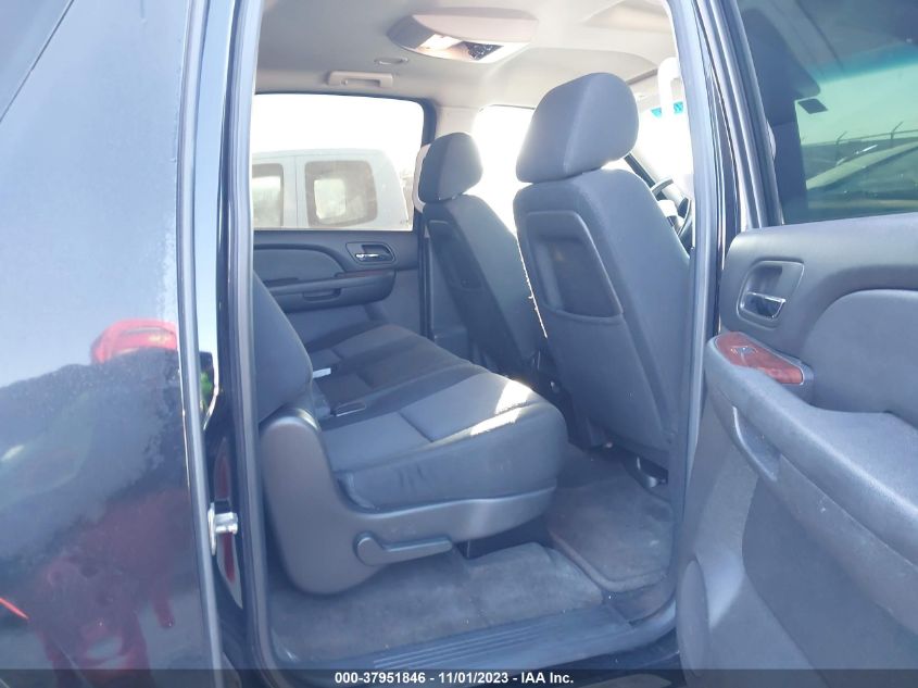 2013 CHEVROLET SUBURBAN 1500 LS 1GNSCHE03DR338573