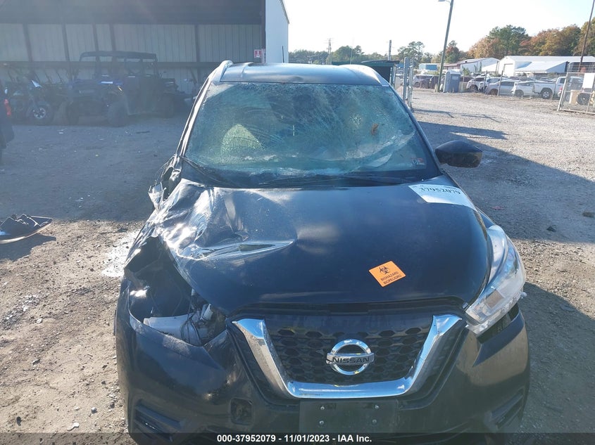 VIN 3N1CP5CV8LL527596 2020 NISSAN KICKS SV