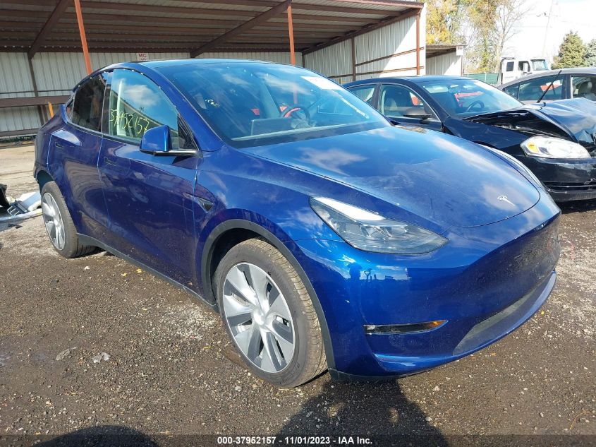 7SAYGDEE4PF703383 TESLA MODEL Y LONG RANGE 2023