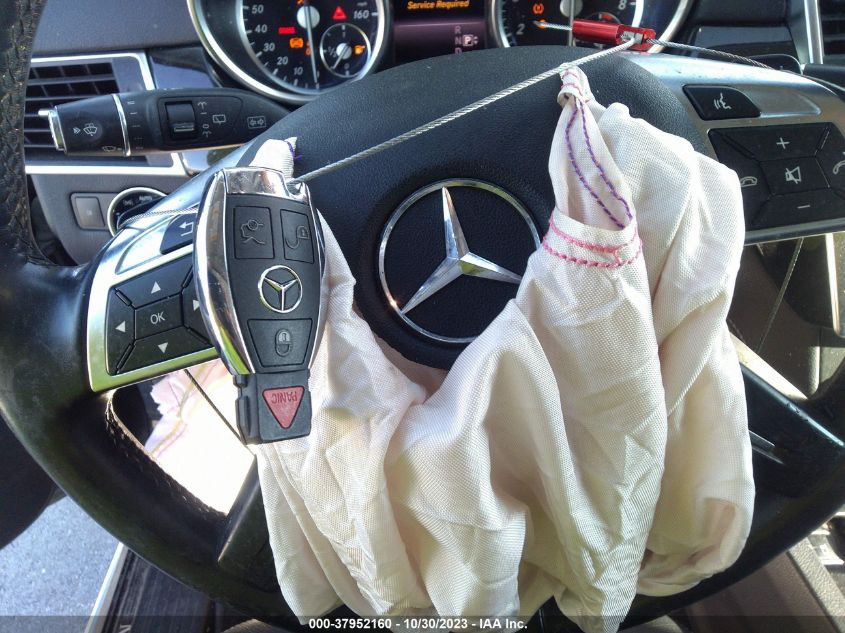 2015 MERCEDES-BENZ ML 400 4MATIC 4JGDA5GB5FA440684