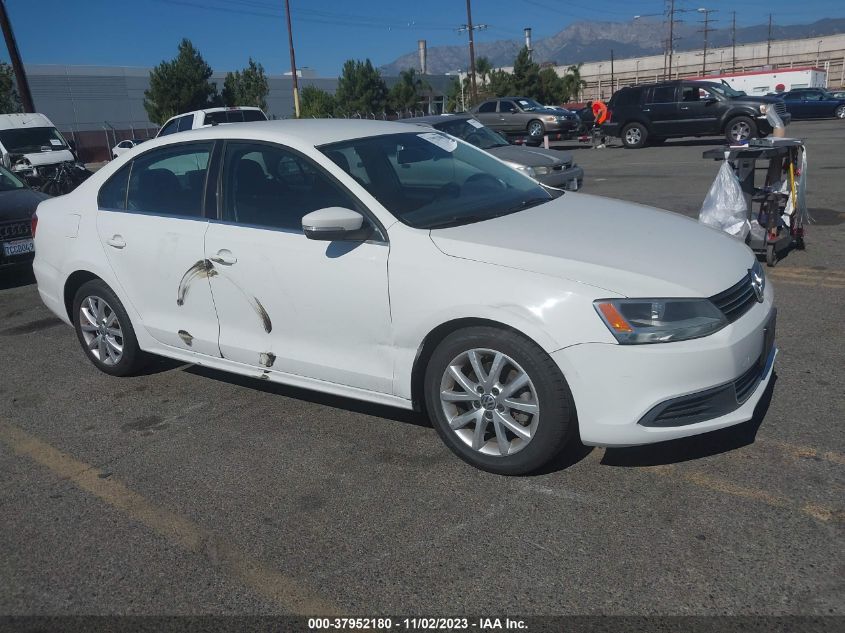 2013 VOLKSWAGEN JETTA SE - 3VWDP7AJ2DM277326