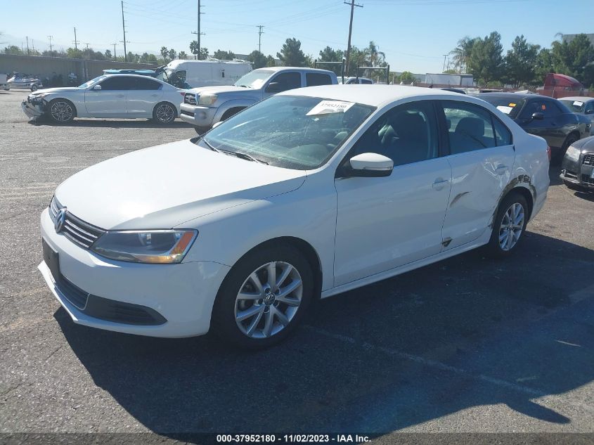 2013 VOLKSWAGEN JETTA SE - 3VWDP7AJ2DM277326