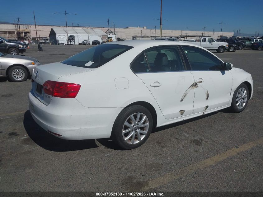 2013 VOLKSWAGEN JETTA SE - 3VWDP7AJ2DM277326