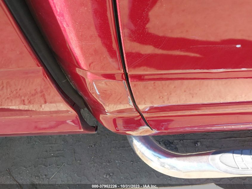 2013 RAM 1500 SLT - 1C6RR6GG8DS549031