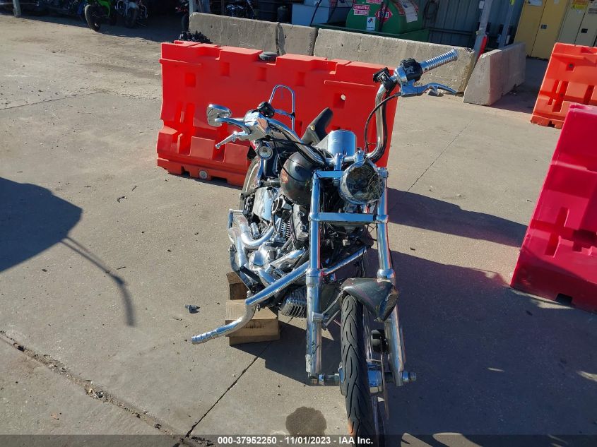 2008 HARLEY-DAVIDSON FXSTC 1HD1JL5178Y027082