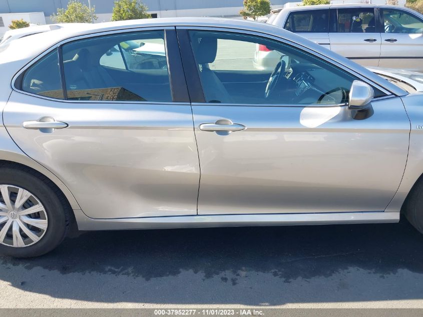 2020 TOYOTA CAMRY HYBRID LE - 4T1C31AK6LU522859