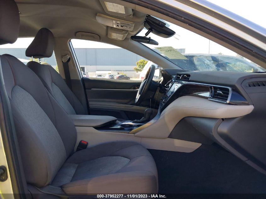 2020 TOYOTA CAMRY HYBRID LE - 4T1C31AK6LU522859