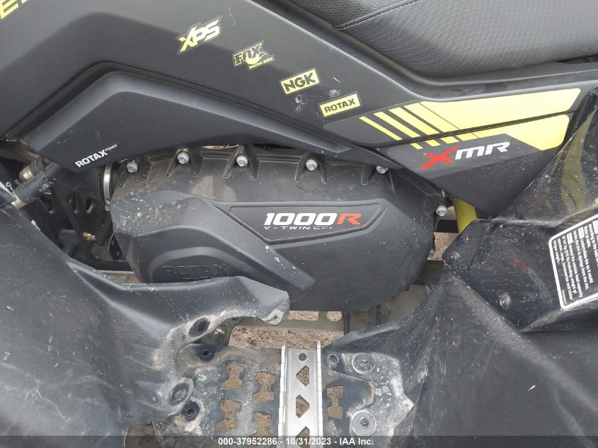 2018 CAN-AM RENEGADE X MR 1000R - 3JBMWAX45JJ000609