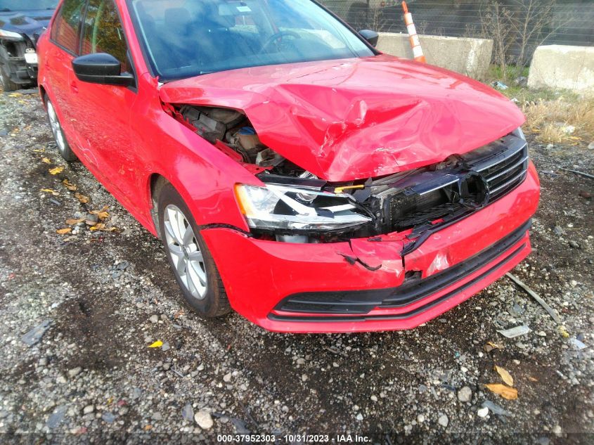 2015 VOLKSWAGEN JETTA SEDAN 1.8T SE 3VWD17AJ1FM258965