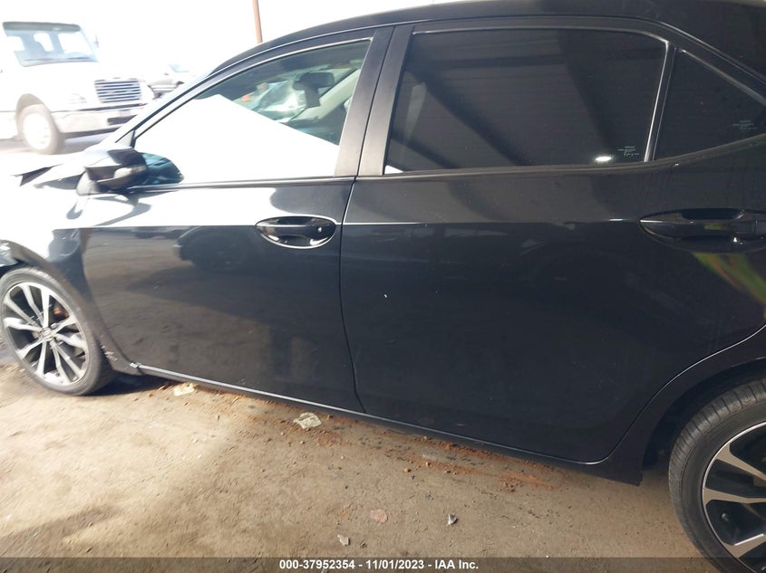 VIN 2T1BURHE6JC026532 2018 TOYOTA COROLLA SE