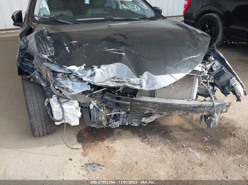 VIN 2T1BURHE6JC026532 2018 TOYOTA COROLLA SE