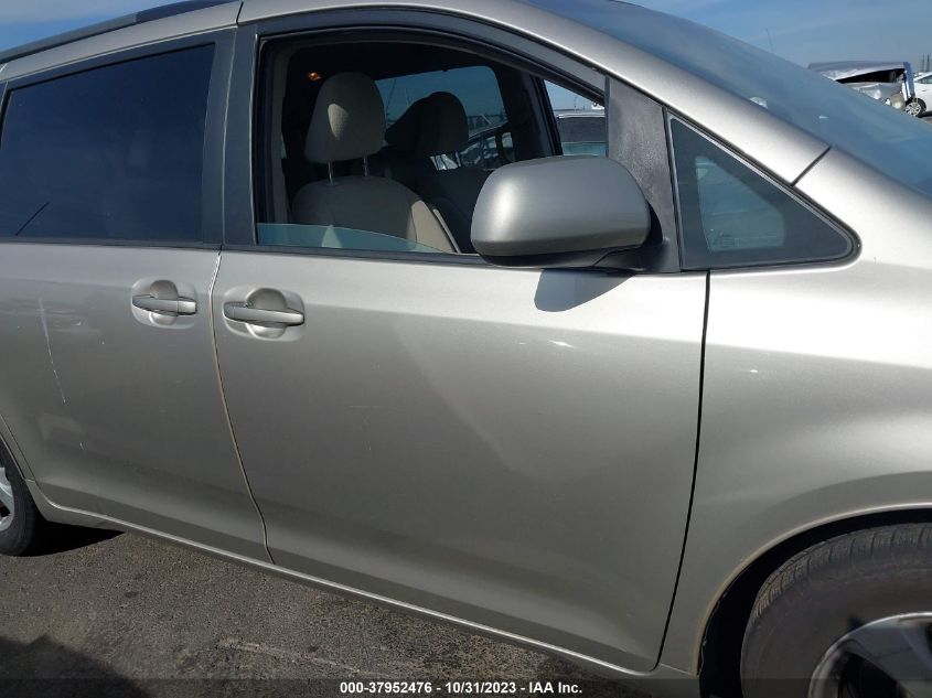 2015 TOYOTA SIENNA LE - 5TDKK3DC0FS686653